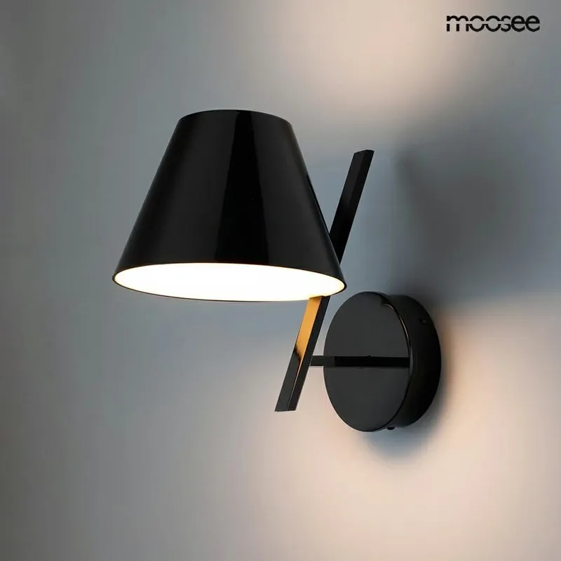 MOOSEE lampa ścienna MAGO czarna - Nowość w asortymencie